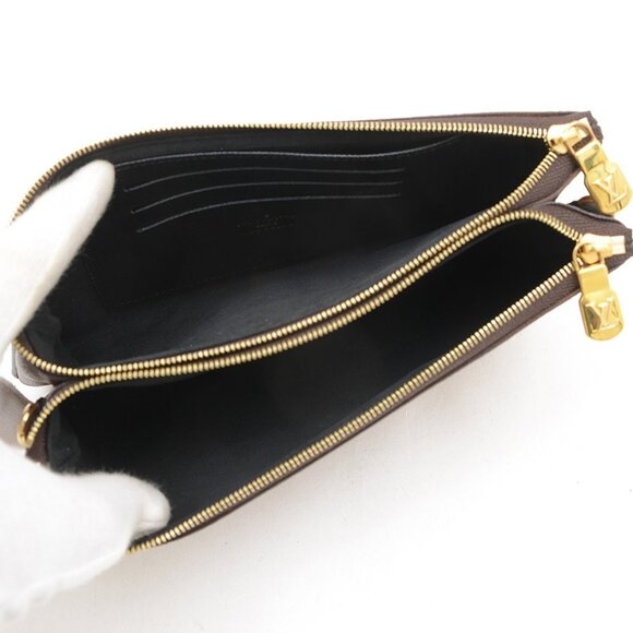 LOUIS VUITTON Brown Monogram Shoulder Bag - Picture 5 of 8